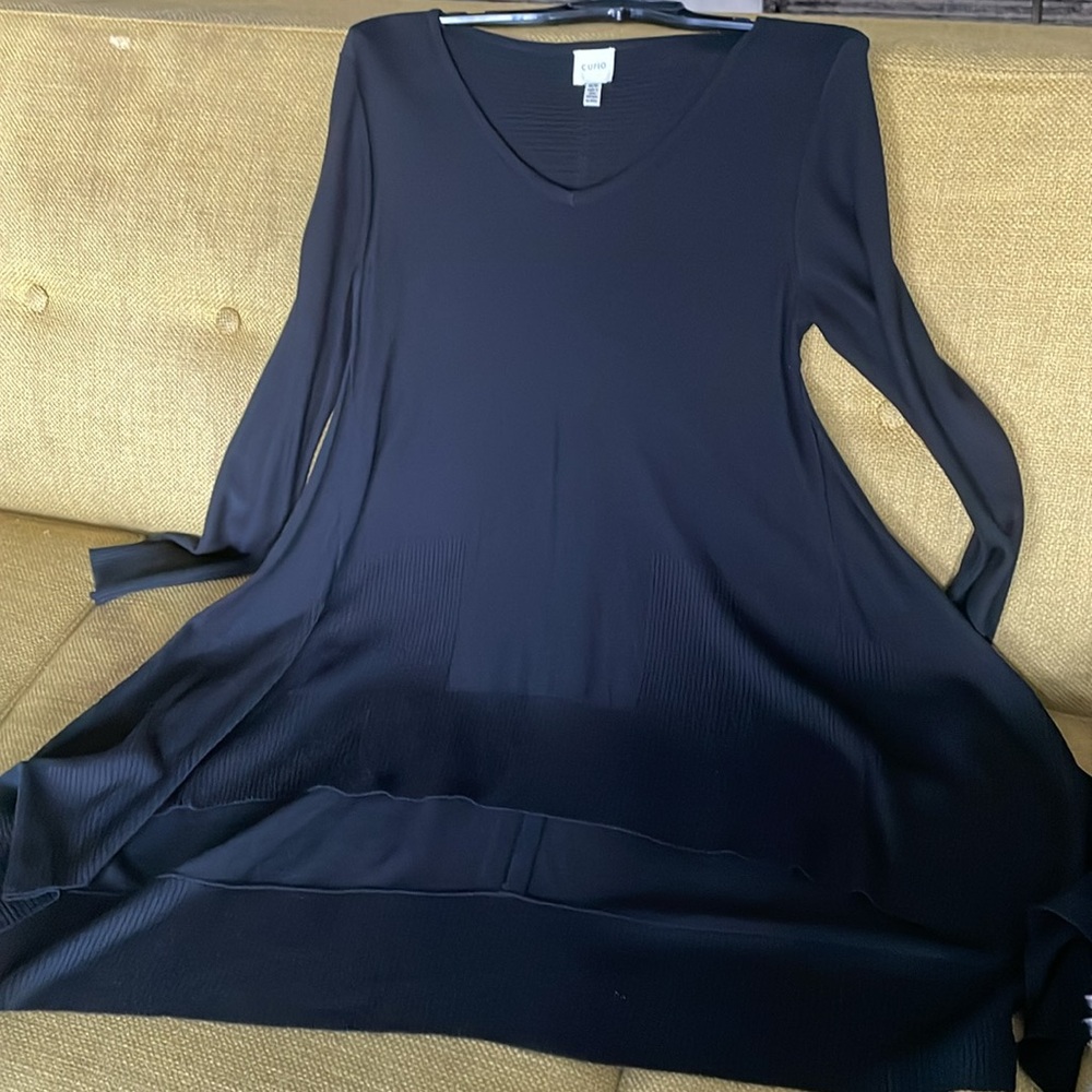 Cupio Knitted Top Tunic Women Size M Black Asymmetrical V-Neck Ultra A-Line Cut